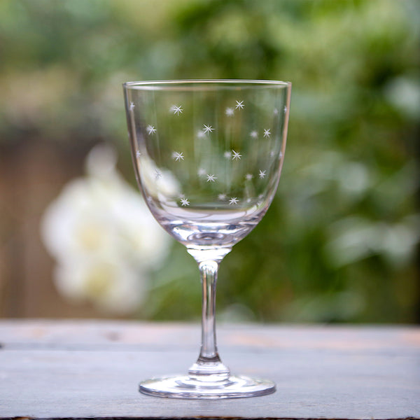 The Vintage List Wine Glasses - Lens Design, Set of 4 – Kassatex