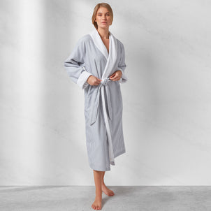 Classic Seersucker Striped Robe White/Grey