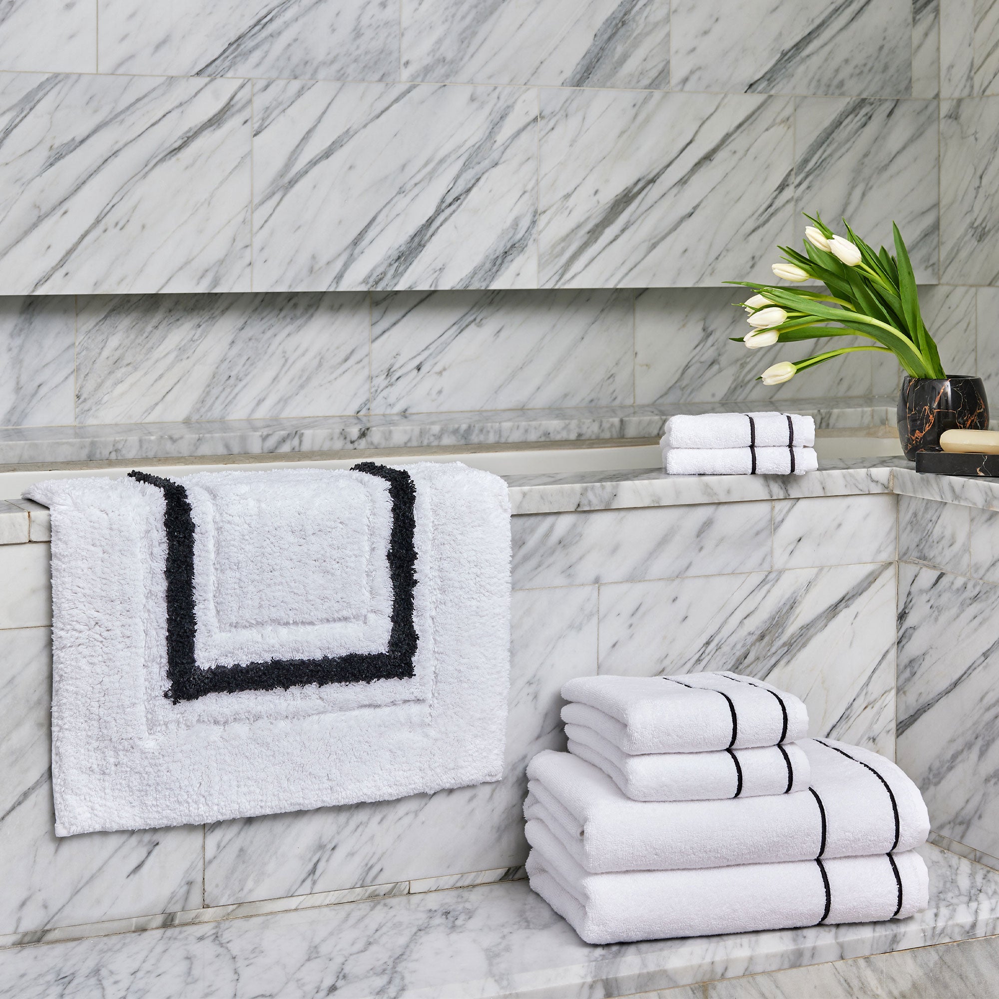 Framed Stripe Bath Rugs – Kassatex