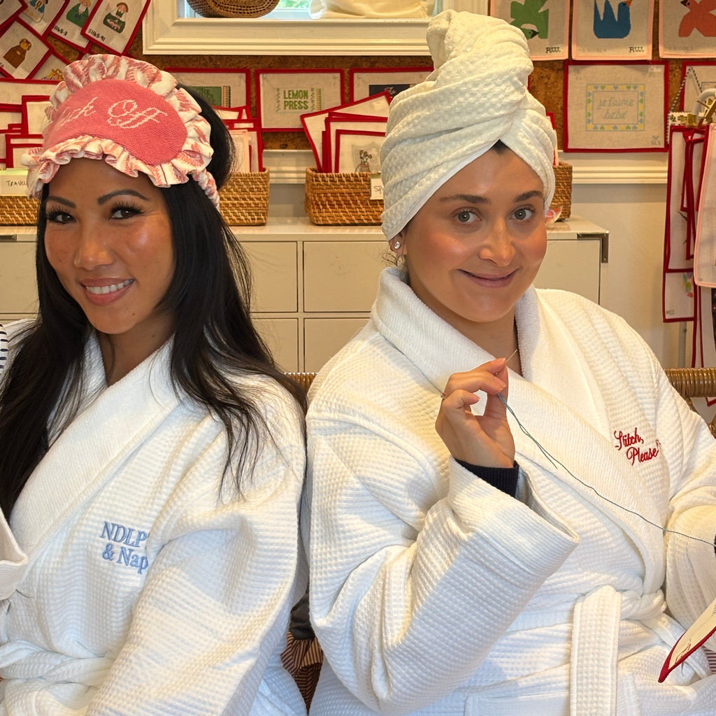 Red Thread x Kassatex - Monogrammed Waffle Robe Default