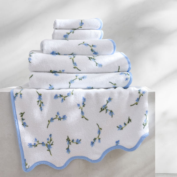 Floral Scallop Hand Towel