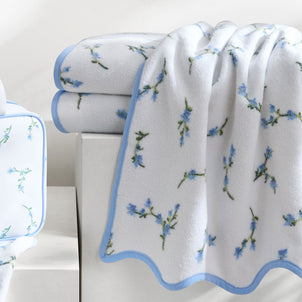 Floral Scallop Towel Default