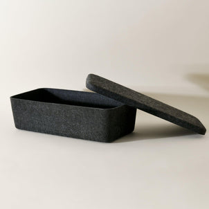 SortJoy The Sculpted Bin - Long with Lid Carbon