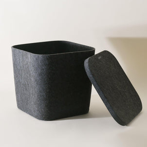 SortJoy The Sculpted Bin - Original with Lid Carbon