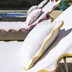 Chairish Outdoor Pillows Yellow (Cabana)