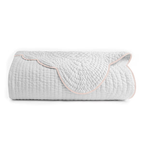 Chairish Quilted Coverlet White / Blush