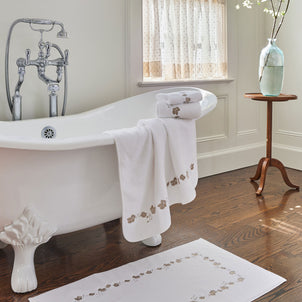 Georgia Floral Towels White/Sand