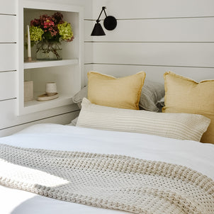 Granada Pillow Cover White / Taupe (granada)