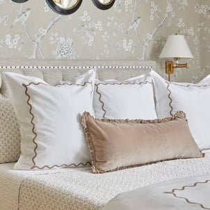 Iris Block Quilt Taupe