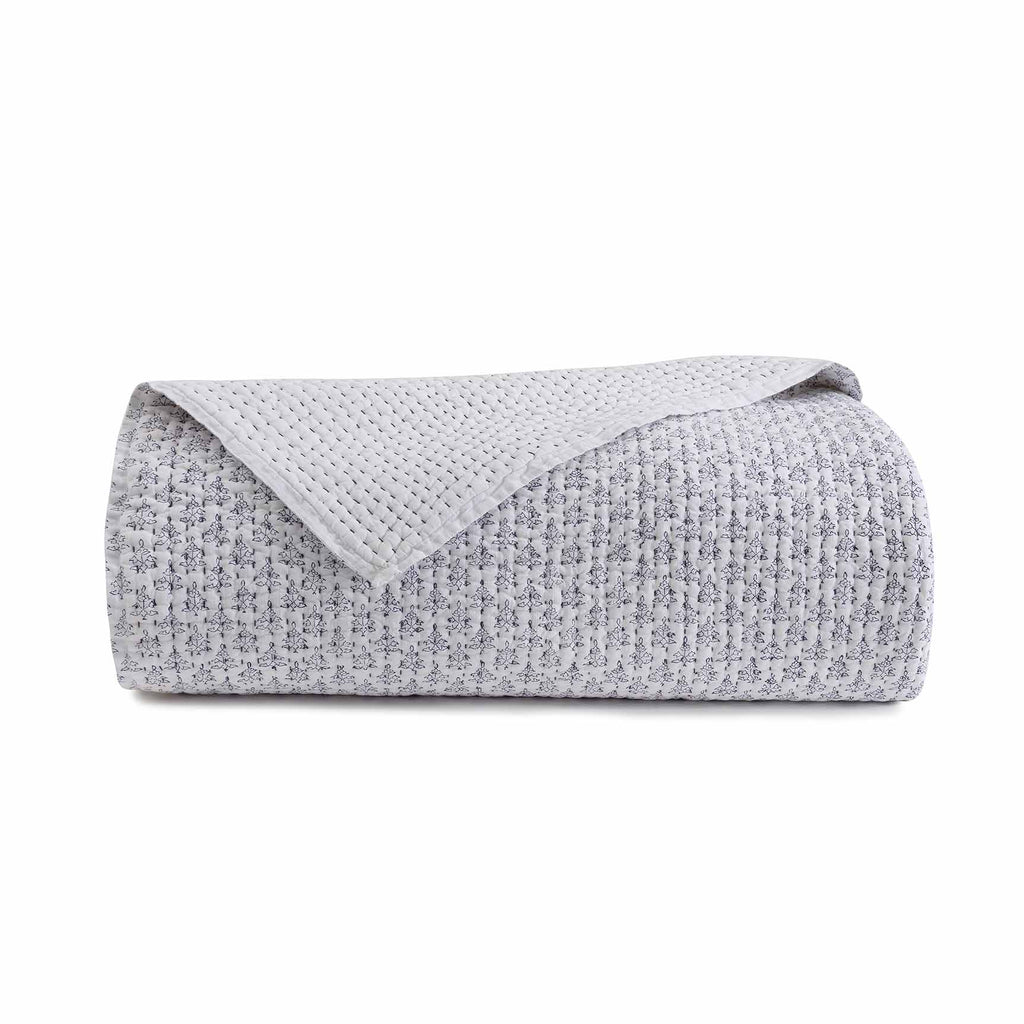 Iris Block Quilt Navy|king