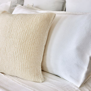 Lima Alpaca Throw Pillows Ivory (Lima)|20" x 20"