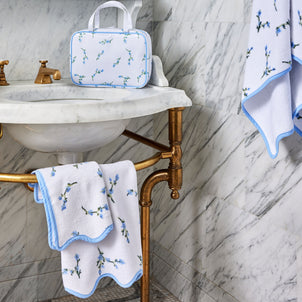 Floral Scallop Towel Default