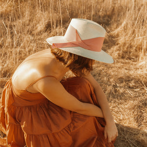 Freya Gardenia Hat Natural/Salmon (Hats)