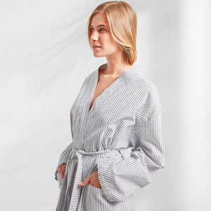 Striped Peshtemal Turkish Robe Black/White