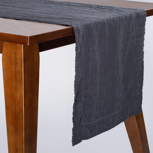 Linen Runner Indigo Blue (tabletop)