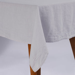 Linen Tablecloth Pale Grey (tabletop)