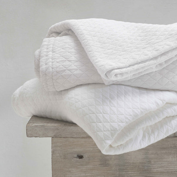 Diamante Coverlet - King sized in White