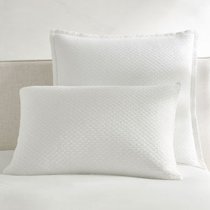 Diamante Shams default