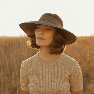 Freya Hibiscus Visor Wine