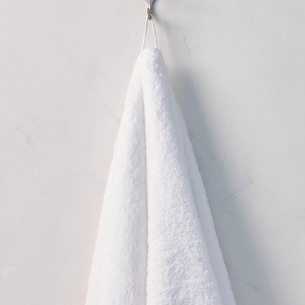 Atelier 800-Gram Towels
