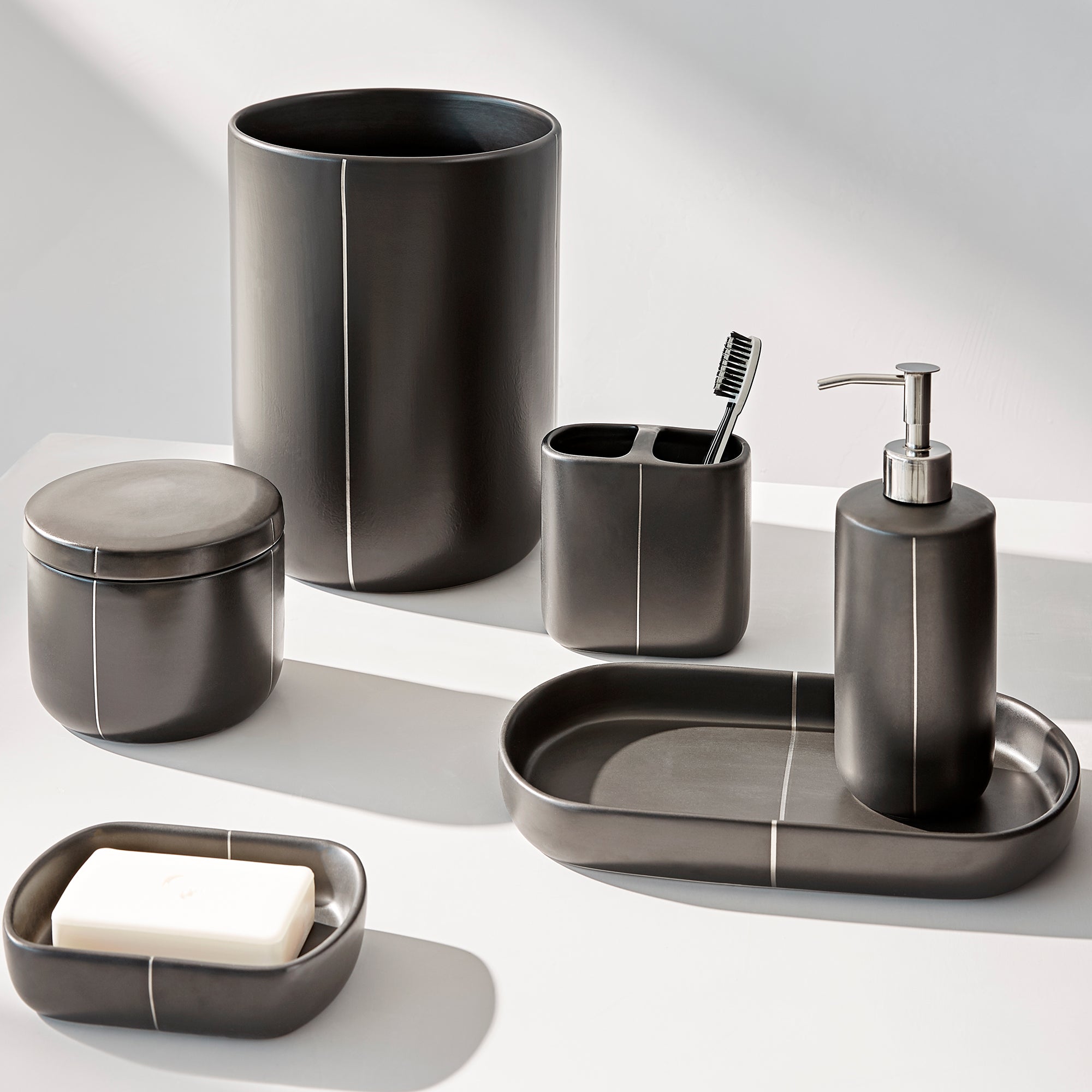 Palazzo Bath Accessories | Kassatex - Montreal Lighting & Hardware