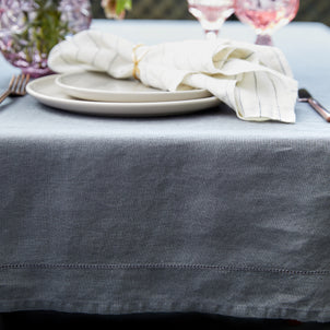 Linen Tablecloth Indigo Blue (tabletop)